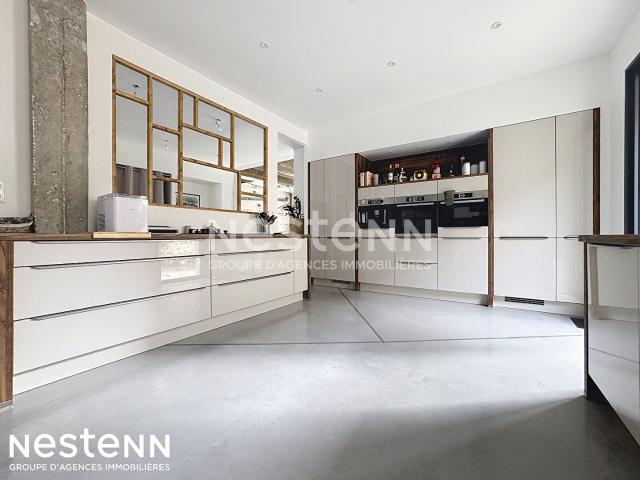 Maison 6 pièces 203 m²
