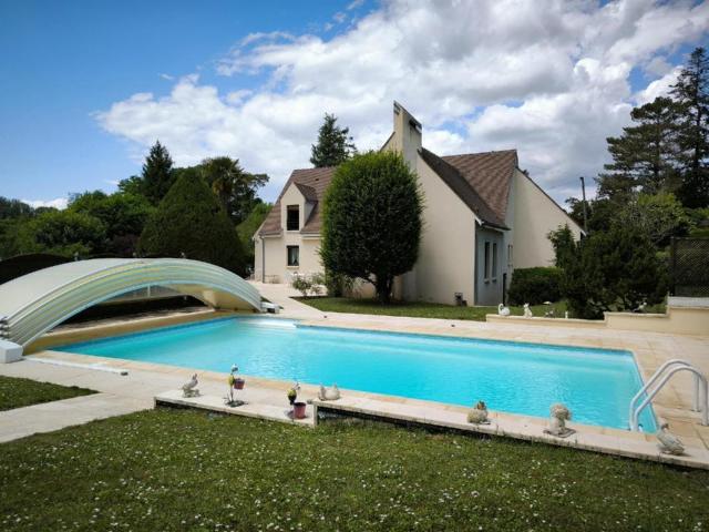 Maison 6 pièces 203 m²