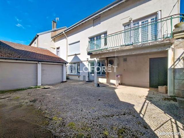 Maison 6 pièces 203 m²