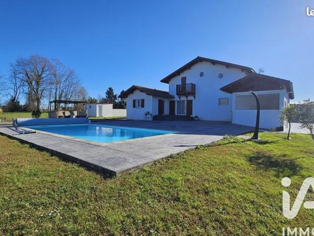 Maison 6 pièces 203 m²
