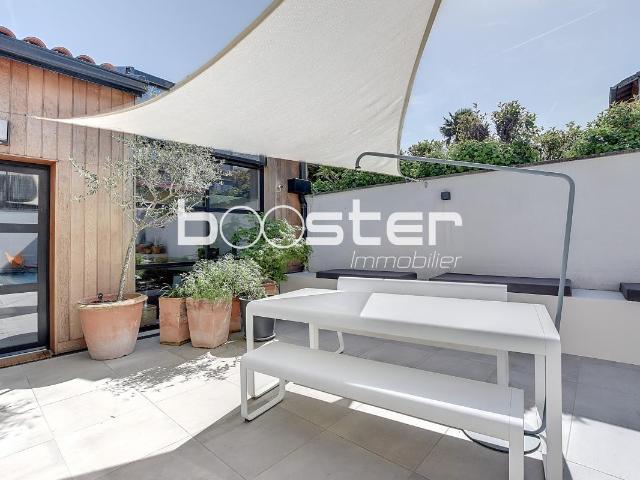 Maison 6 pièces 203 m²