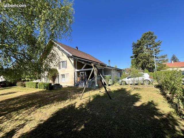Maison 6 pièces 203 m²