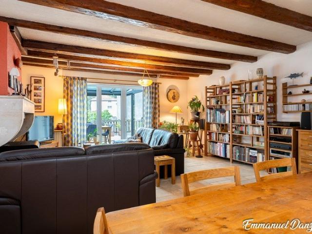 Maison 6 pièces 203 m²