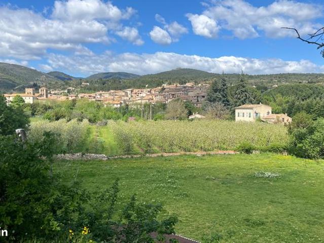 Propriété 6 pièces 214 m²