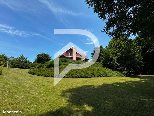 Maison 6 pièces 214 m²