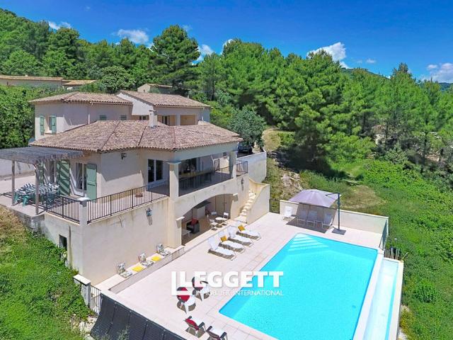 Maison 6 pièces 214 m²