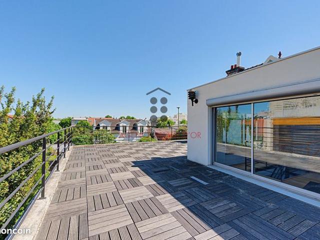 Maison 6 pièces 214 m²