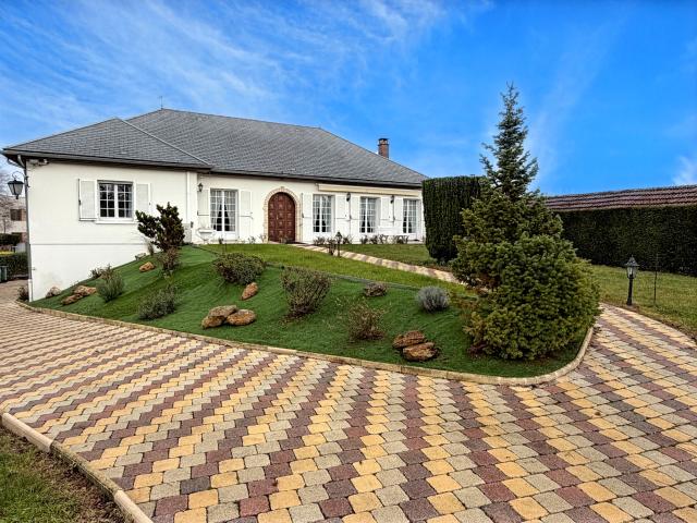 Maison 6 pièces 214 m²