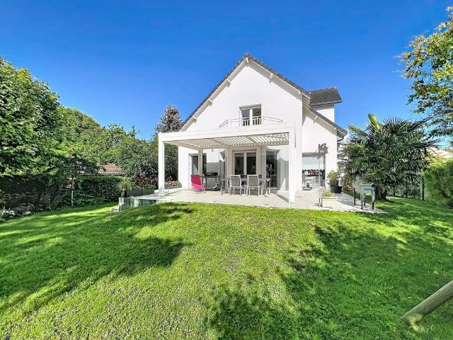 Maison 6 pièces 214 m²