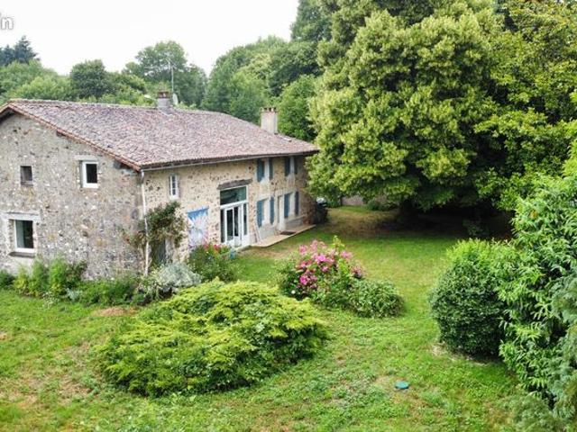 Maison 6 pièces 214 m²