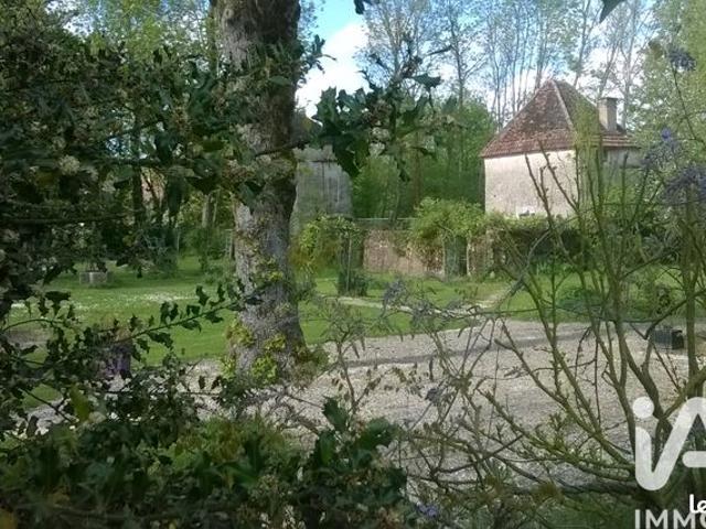 Maison 6 pièces 214 m²