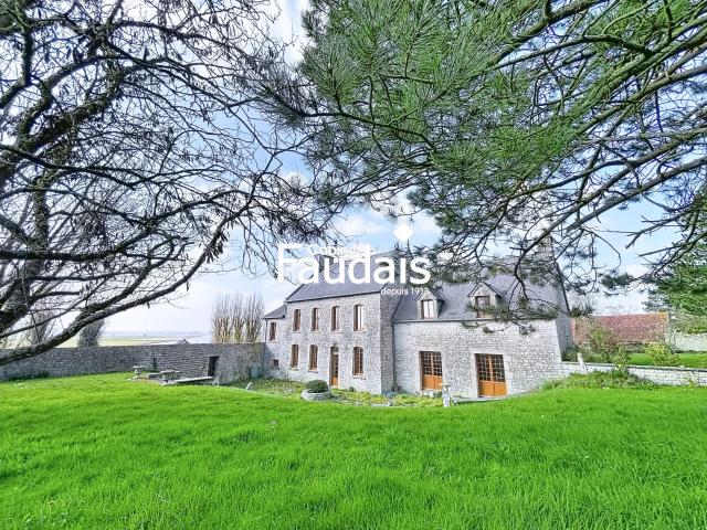 Maison 6 pièces 215 m²