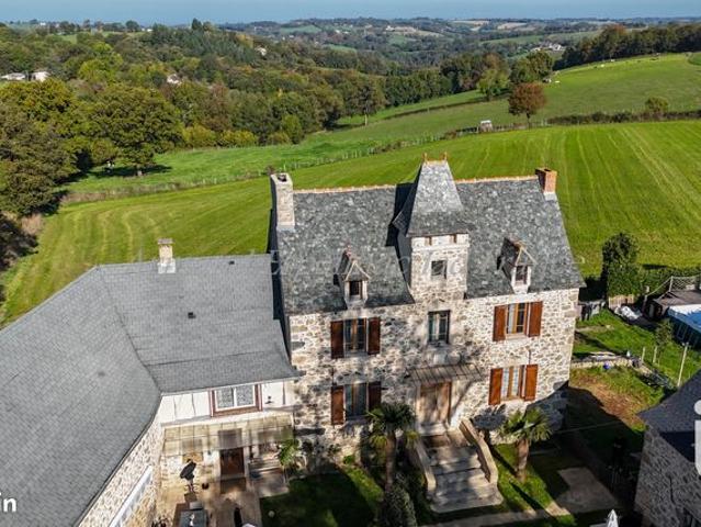 Maison 6 pièces 215 m²