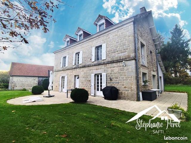 Maison 6 pièces 215 m²