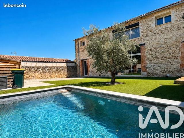 Maison 6 pièces 215 m²