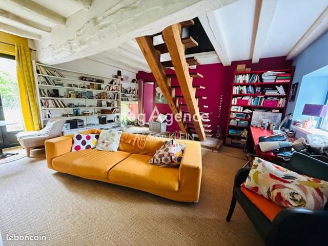 Maison 6 pièces 215 m²