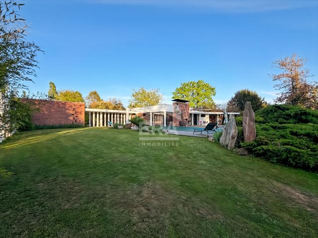 Maison 6 pièces 215 m²
