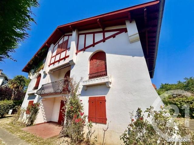 Maison 6 pièces 215 m²