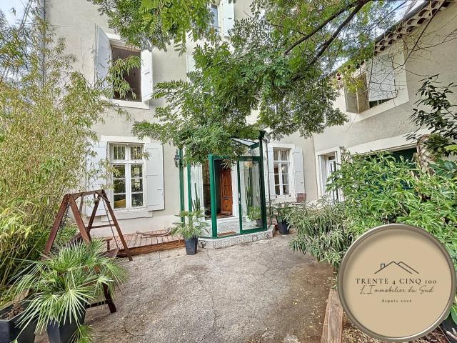 Maison 6 pièces 215 m²