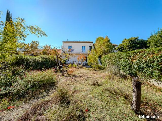 Maison 6 pièces 215 m²