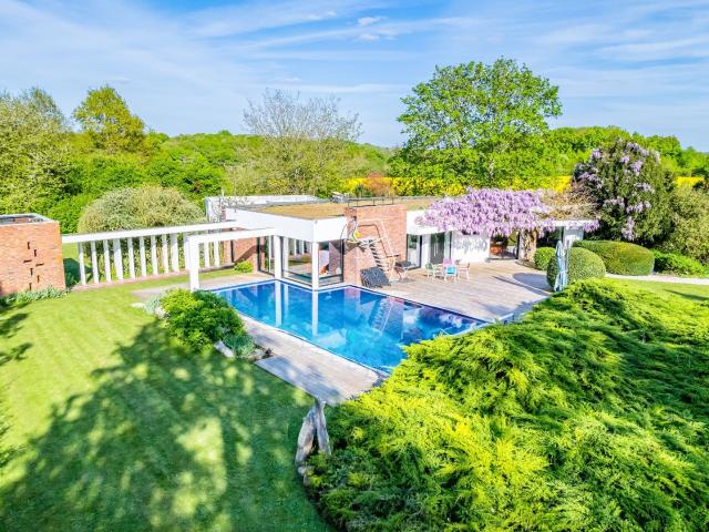 Maison 6 pièces 215 m²