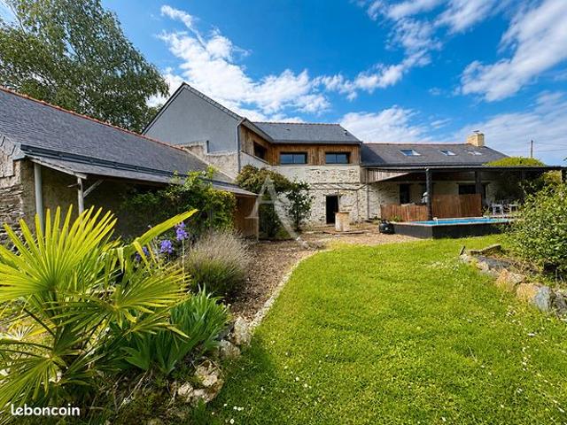 Maison 6 pièces 215 m²