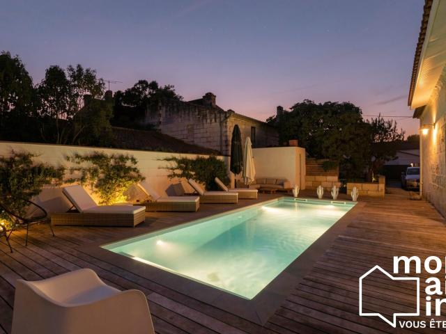 Maison 6 pièces 215 m²