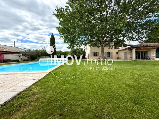 Maison 6 pièces 215 m²
