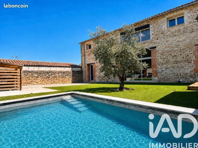 Maison 6 pièces 215 m²