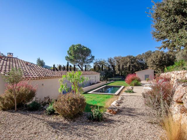 Maison 6 pièces 215 m²