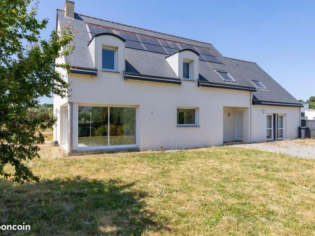 Maison 6 pièces 216 m²