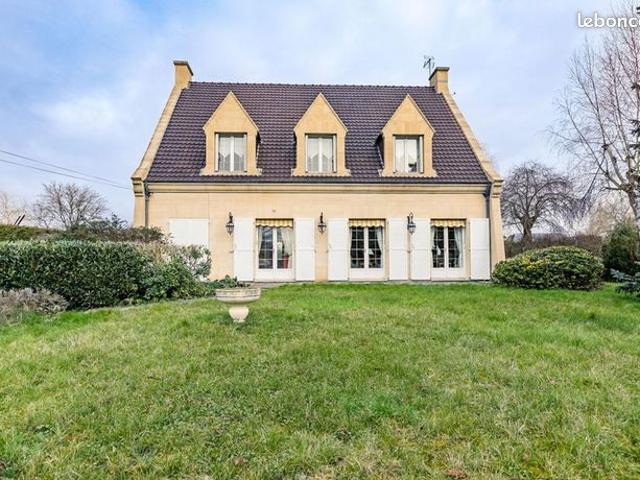 Maison 6 pièces 216 m²