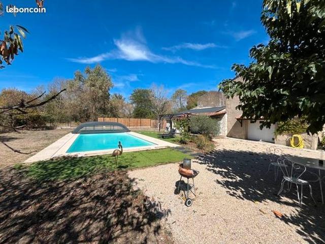 Maison 6 pièces 216 m²