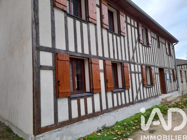 Maison 6 pièces 216 m²