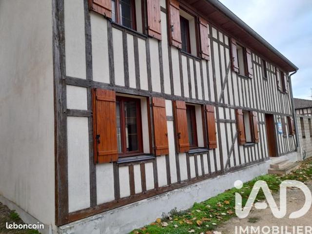 Maison 6 pièces 216 m²
