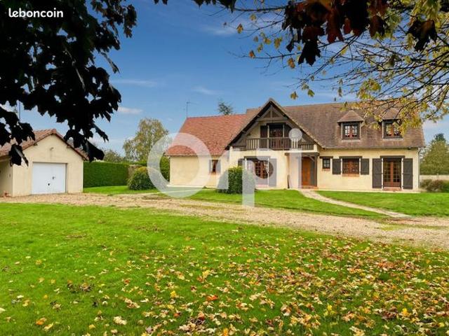 Maison 6 pièces 216 m²