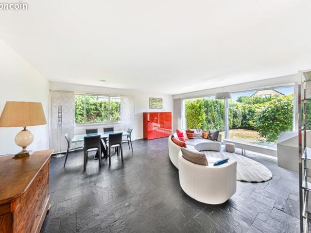 Maison 6 pièces 216 m²