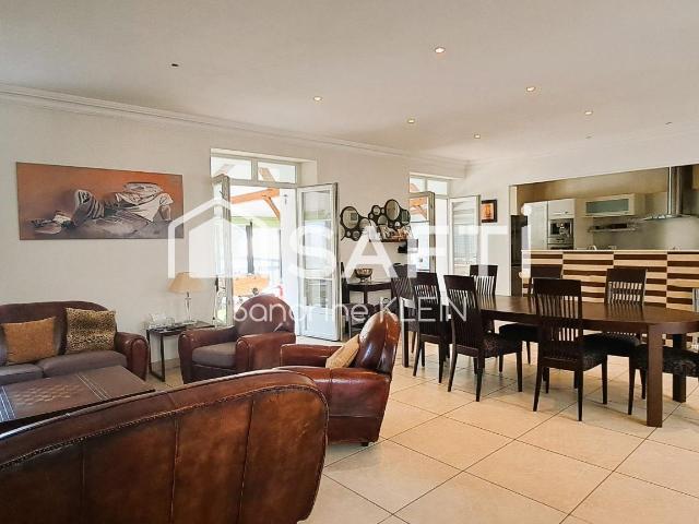 Maison 6 pièces 217 m²