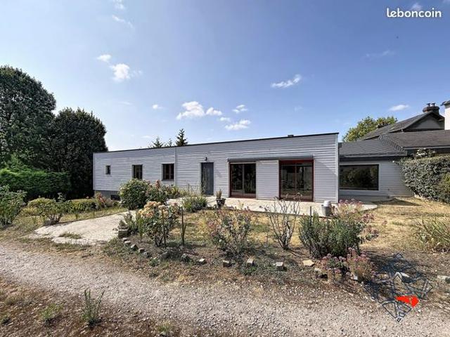 Maison 6 pièces 217 m²