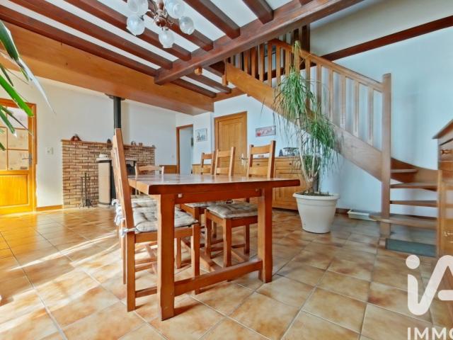 Maison 6 pièces 217 m²