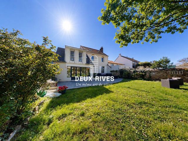 Maison 6 pièces 217 m²