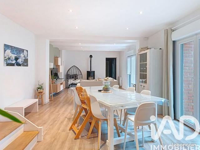 Maison 6 pièces 217 m²
