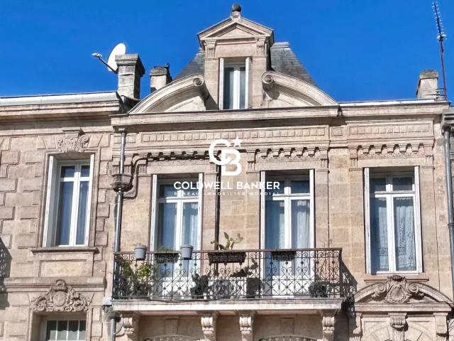 Maison 6 pièces 217 m²