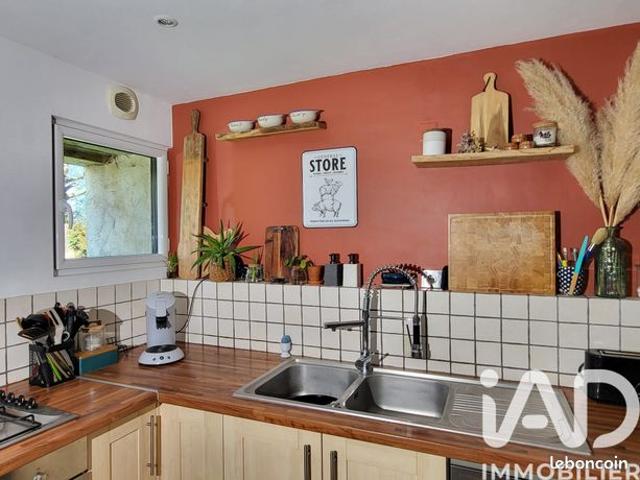 Maison 6 pièces 217 m²