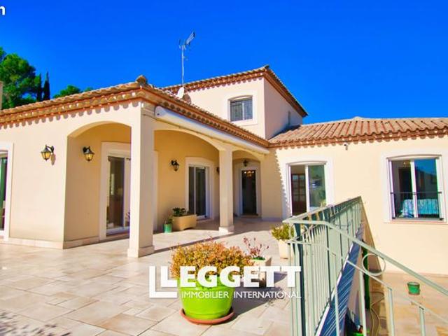 Maison 6 pièces 217 m²