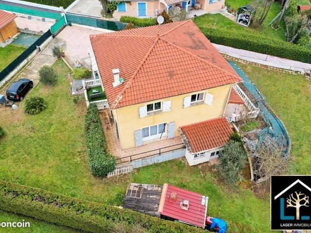 Maison 6 pièces 217 m²