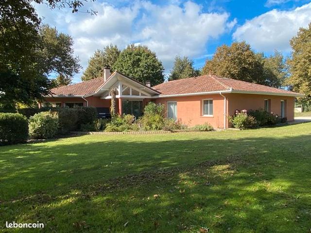 Maison 6 pièces 217 m²