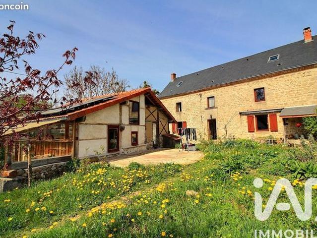 Maison 6 pièces 218 m²