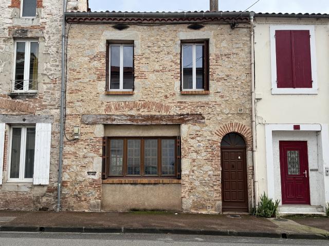 Maison 6 pièces 218 m²
