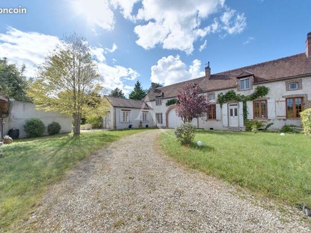 Maison 6 pièces 218 m²